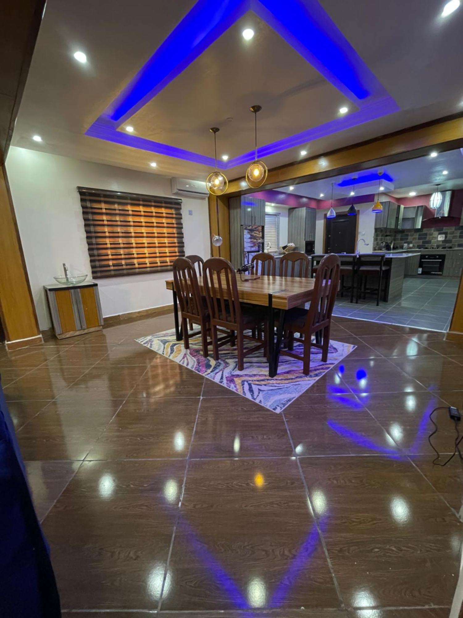 An Entire Rare Stylish 4-Bedroom Bungalow Akure Extérieur photo